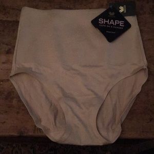 Wacoal size 7L shape shaping brief beige